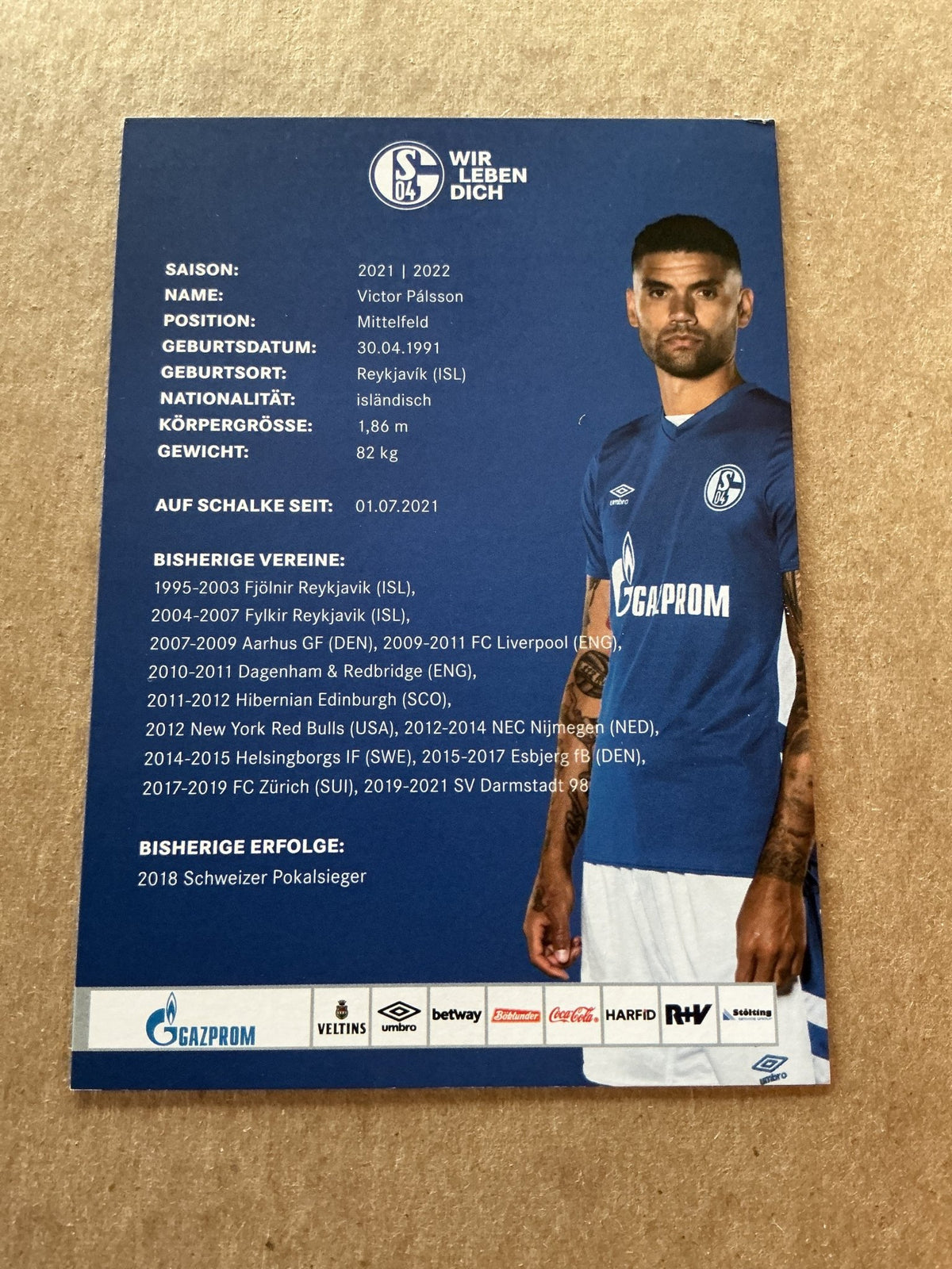 Victor Pálsson, Iceland 🇮🇸 FC Schalke 04 2021/22 hand signed - Autographs-World