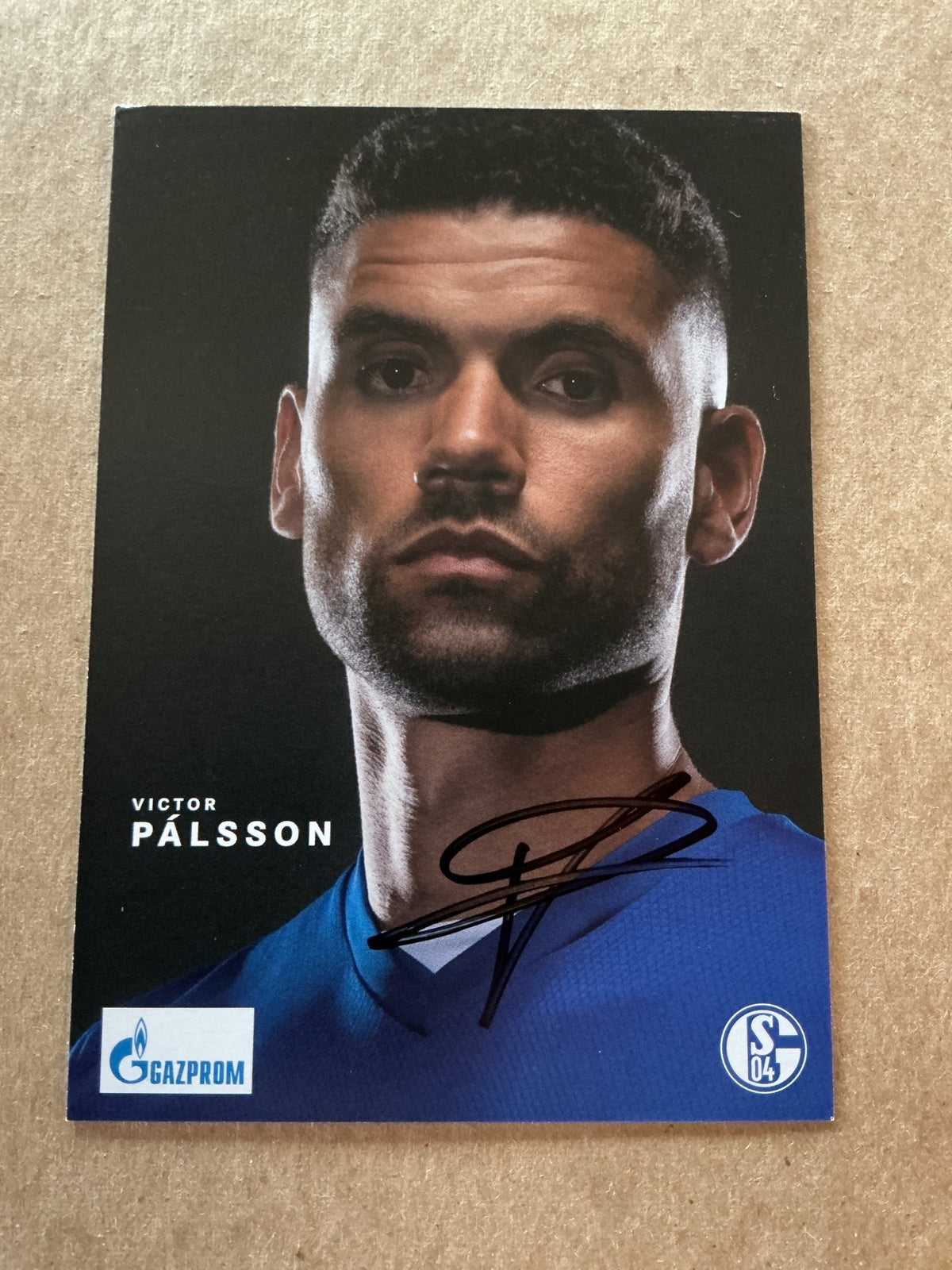 Victor Pálsson, Iceland 🇮🇸 FC Schalke 04 2021/22 hand signed - Autographs-World