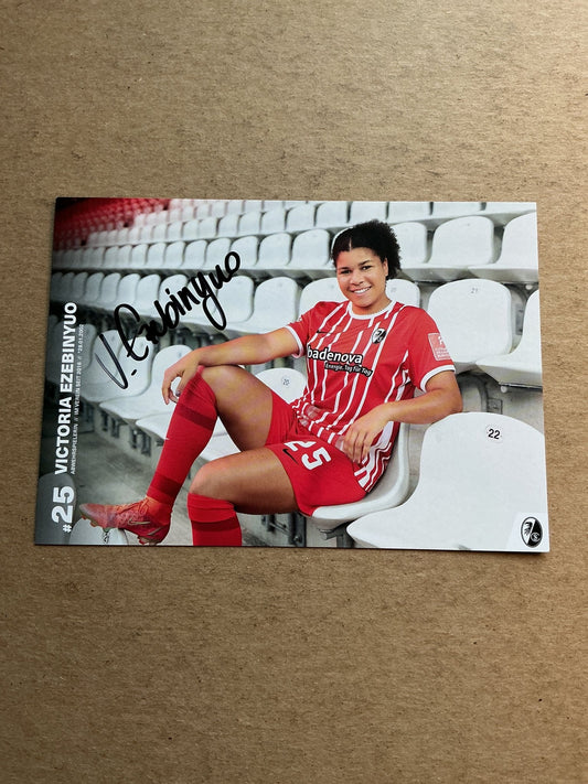 Victoria Ezebinyuo, Germany 🇩🇪 SC Freiburg 2022/23 hand signed - Autographs-World