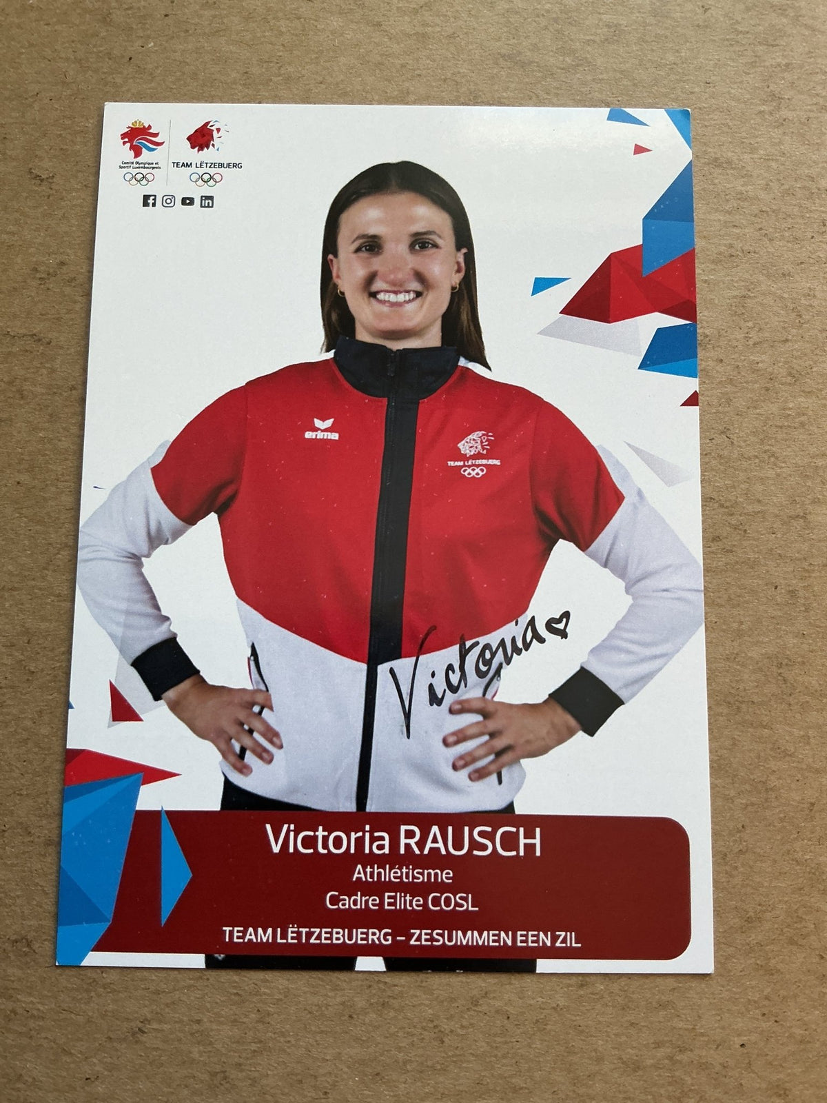 Victoria Rausch, Luxemburg 🇱🇺 Athletics Olympics 2024 hand signed - Autographs-World