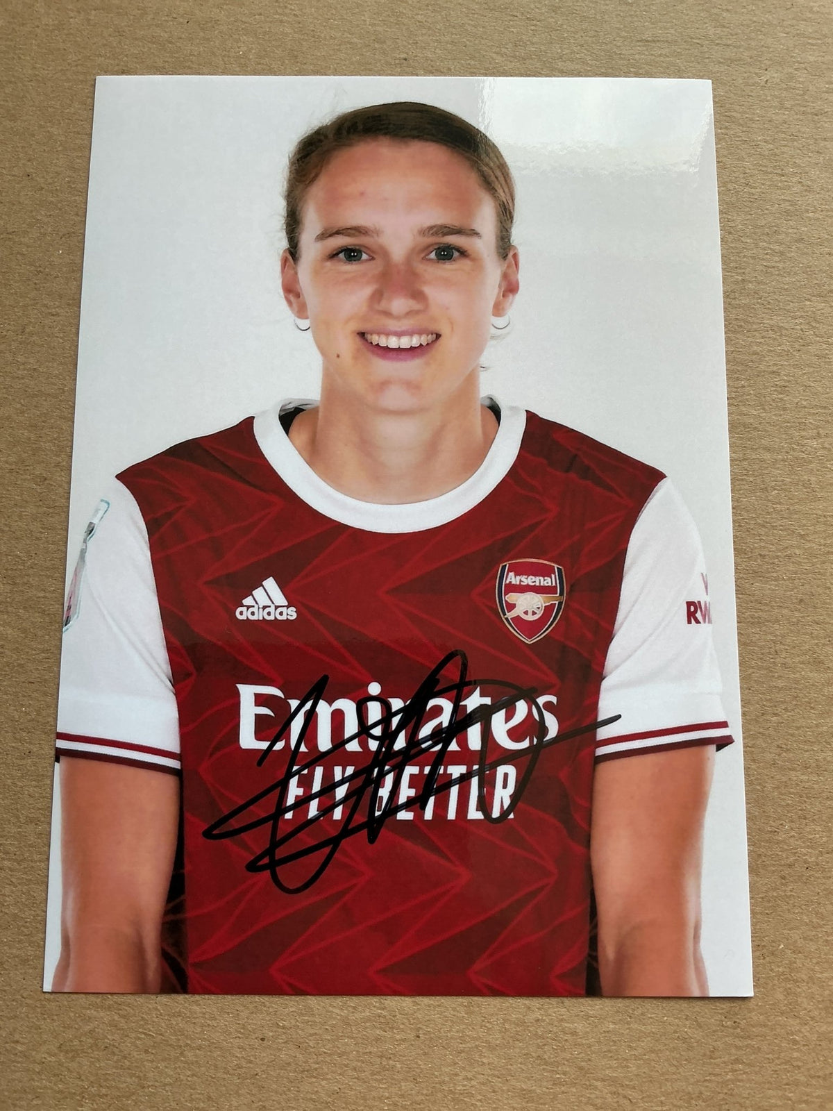Vivianne Miedema, Netherlands 🇳🇱 Arsenal WFC 2021/22 hand signed - Autographs-World