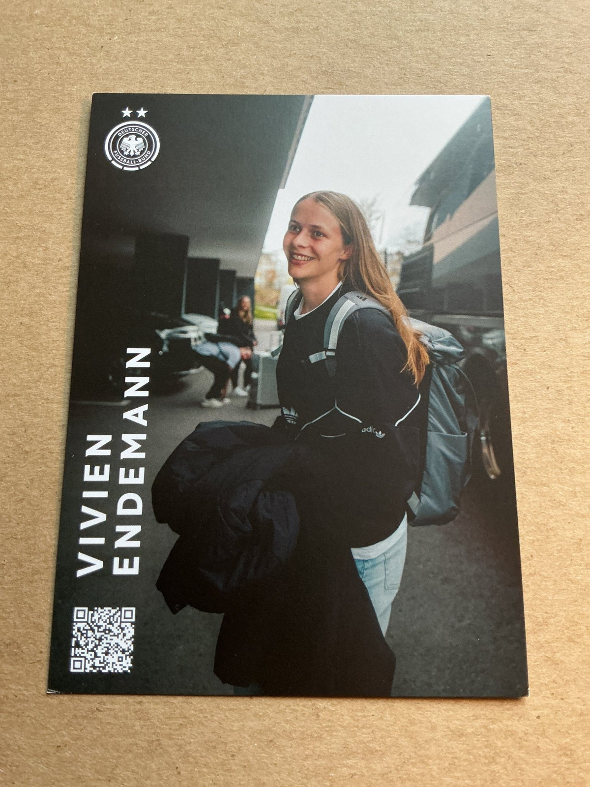 Vivien Endemann, Germany 🇩🇪 Summer Olympics 2024 hand signed - Autographs-World