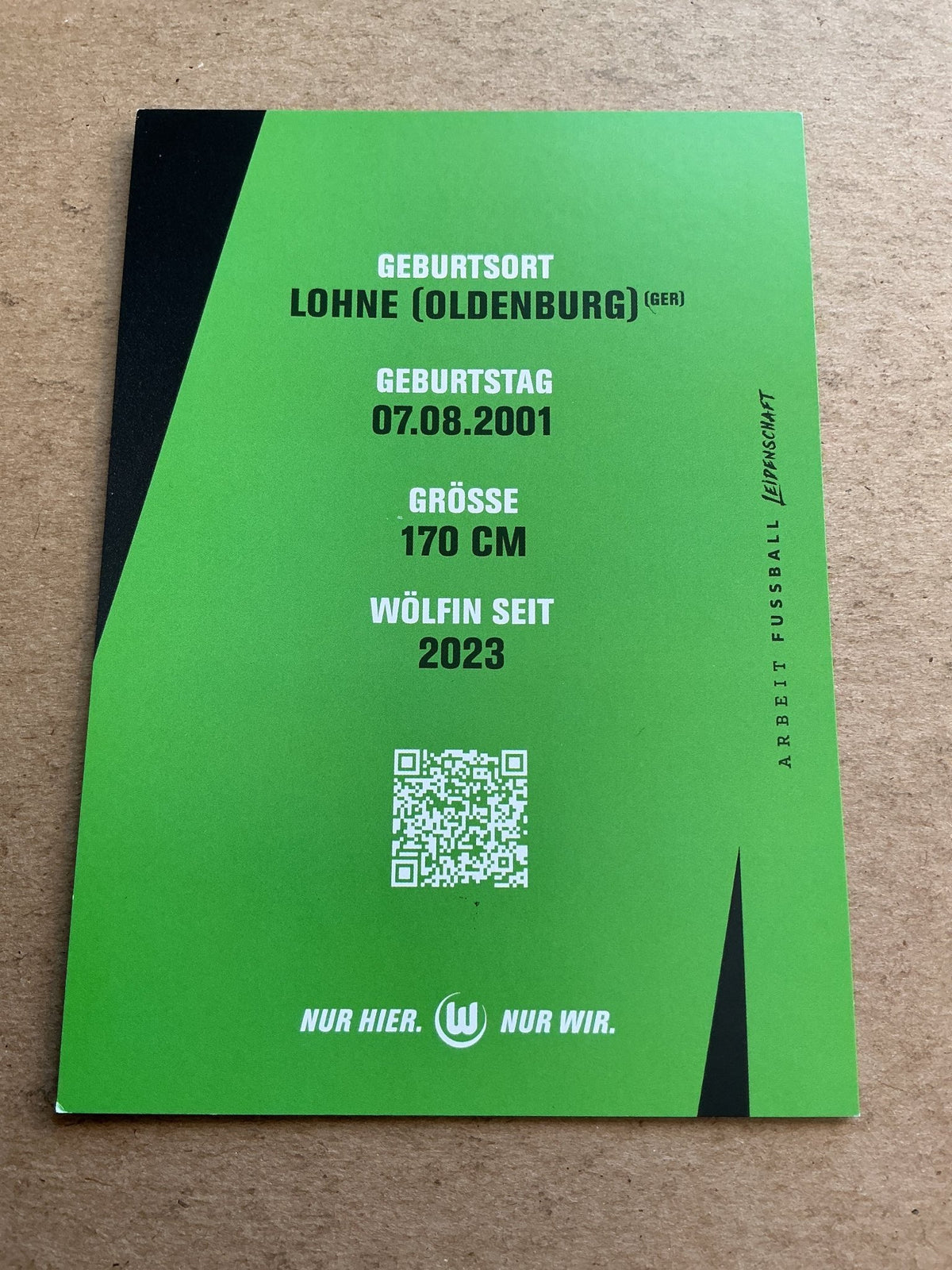 Vivien Endemann, Germany 🇩🇪 VfL Wolfsburg 2025/26 hand signed - Autographs-World