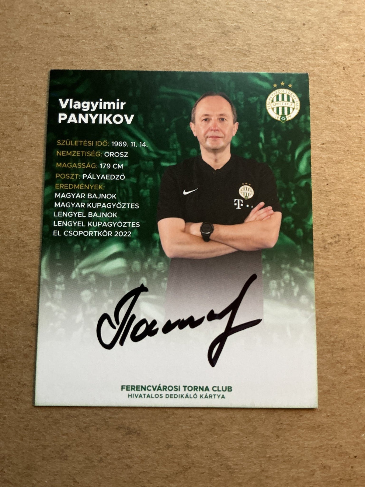 Vlagyimir Panyikov, Russia 🇷🇺 Ferencváros 2022/23 hand signed - Autographs-World