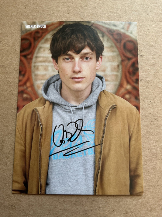 Volker Bruch, Germany 🇩🇪 Actor hand signed - Autographs-World