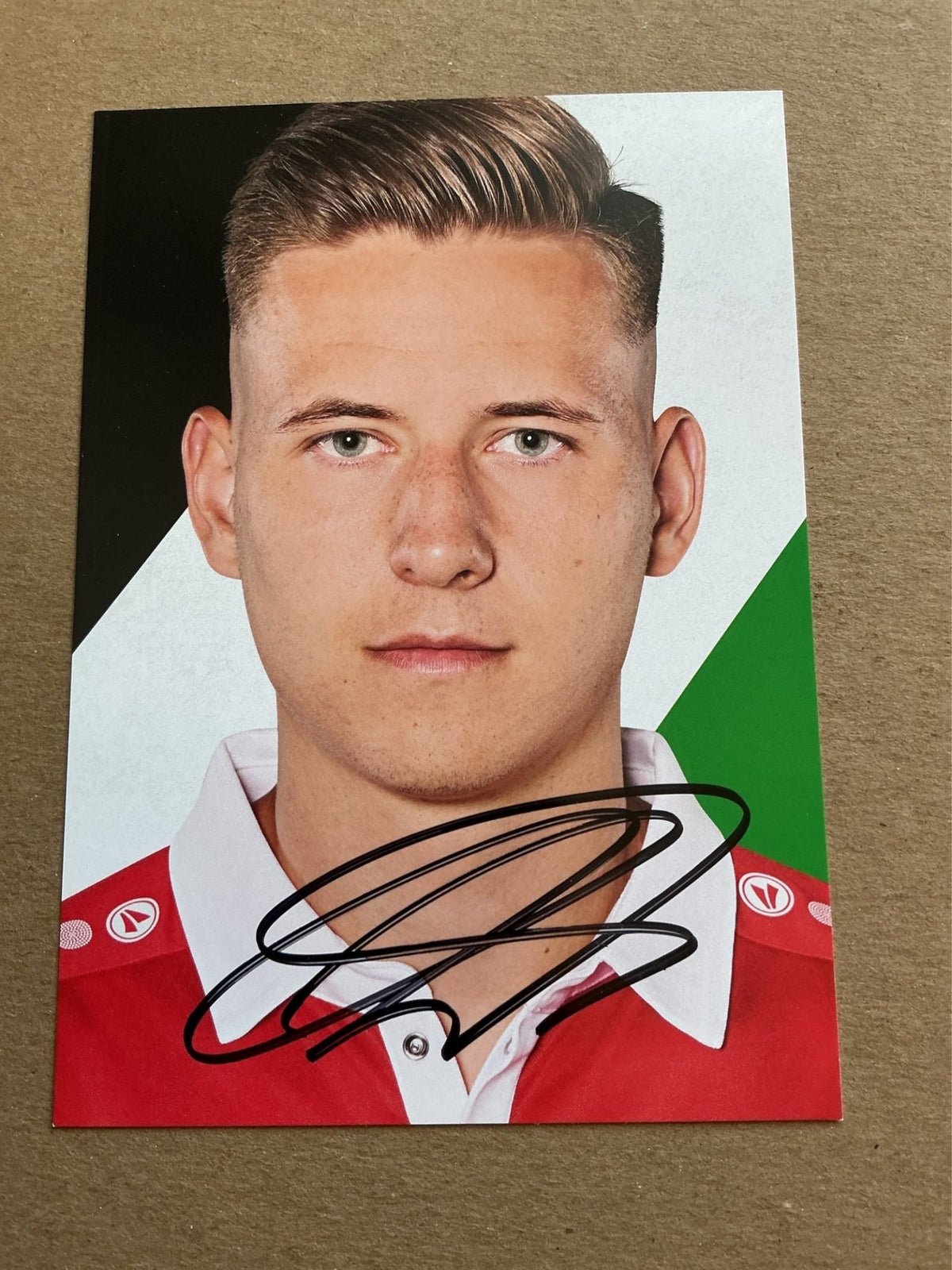 Waldemar Anton, Germany 🇩🇪 Hannover 96 2017/18 hand signed - Autographs-World