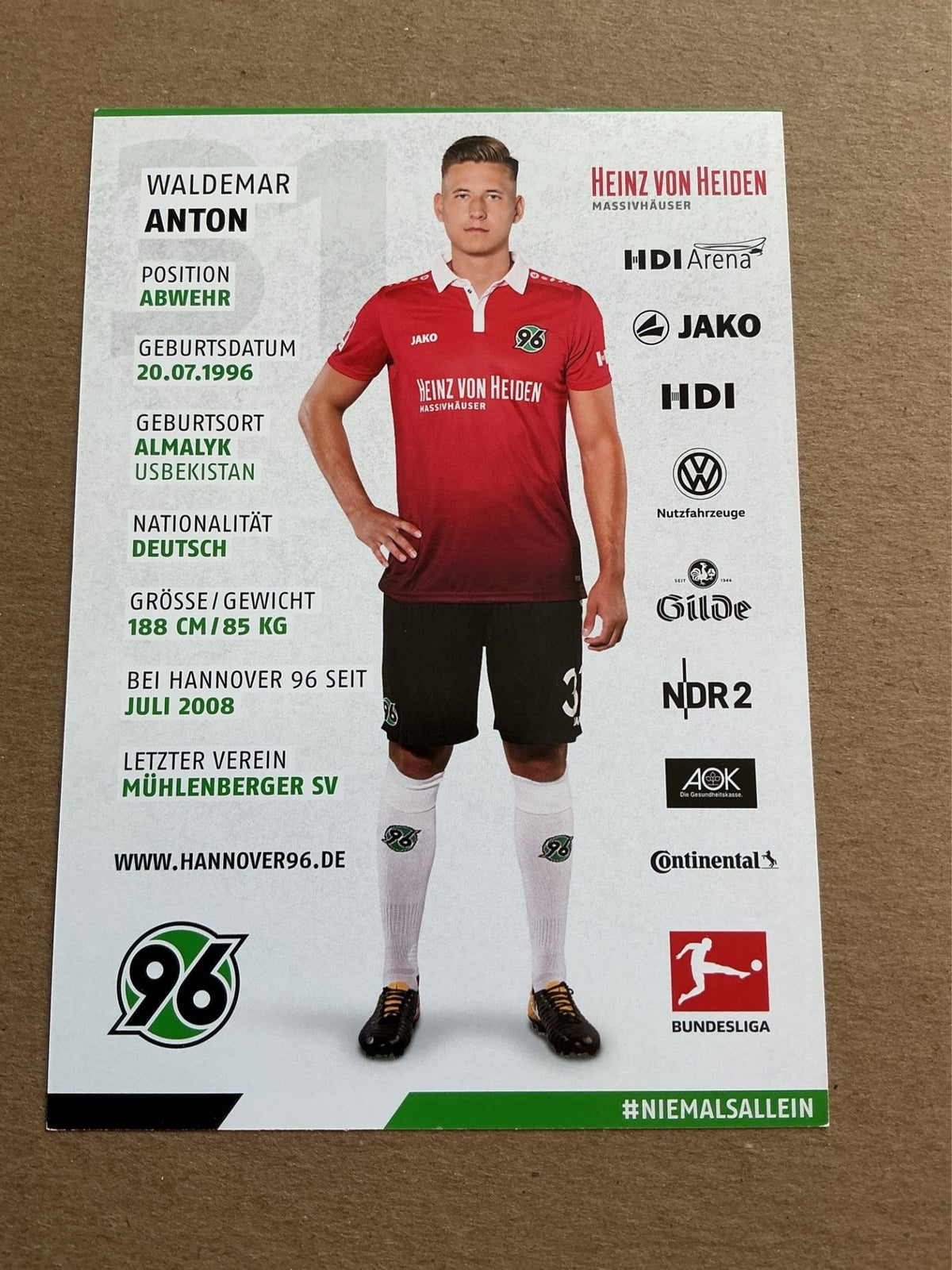 Waldemar Anton, Germany 🇩🇪 Hannover 96 2017/18 hand signed - Autographs-World