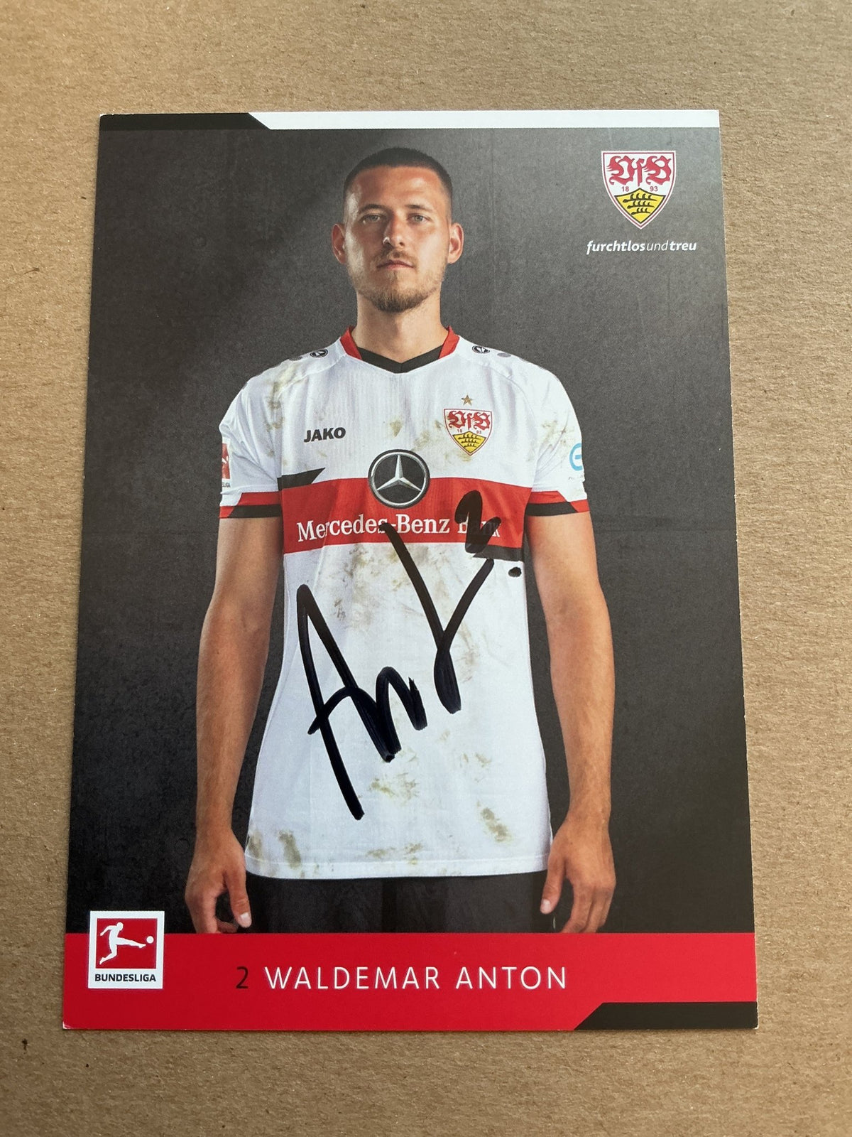 Waldemar Anton, Germany 🇩🇪 VfB Stuttgart 2021/22 hand signed - Autographs-World