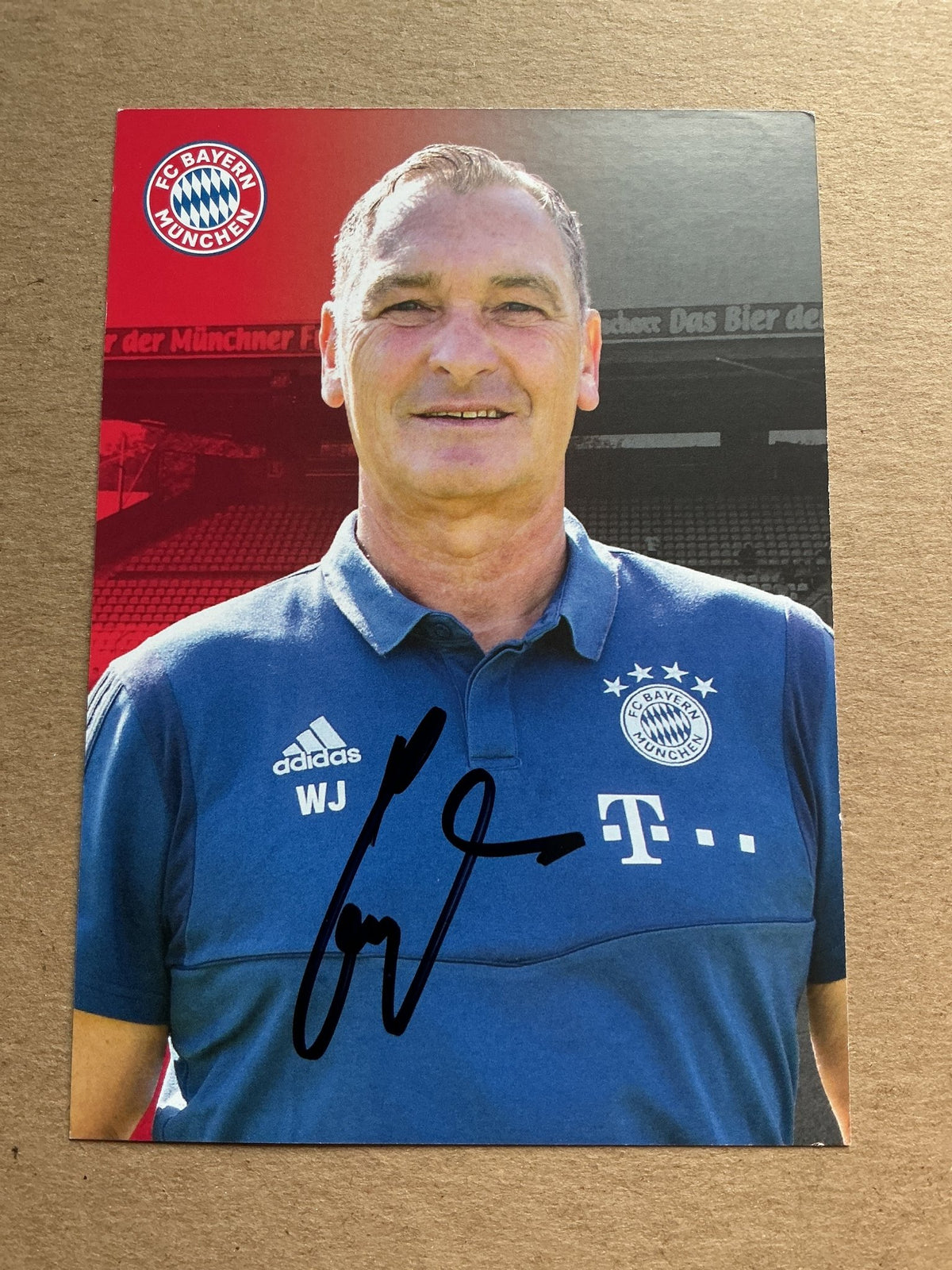 Walter Junghans, Germany 🇩🇪 FC Bayern München 2019/20 hand signed - Autographs-World