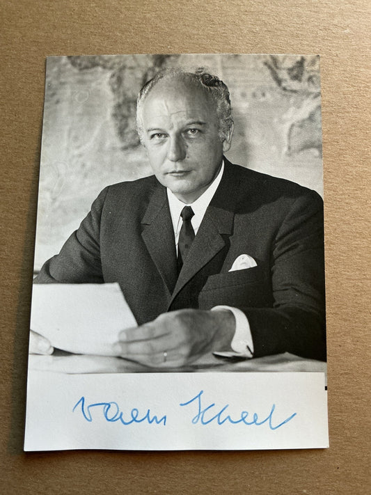 Walter Scheel, Germany 🇩🇪 President Politics hand signed - Autographs-World