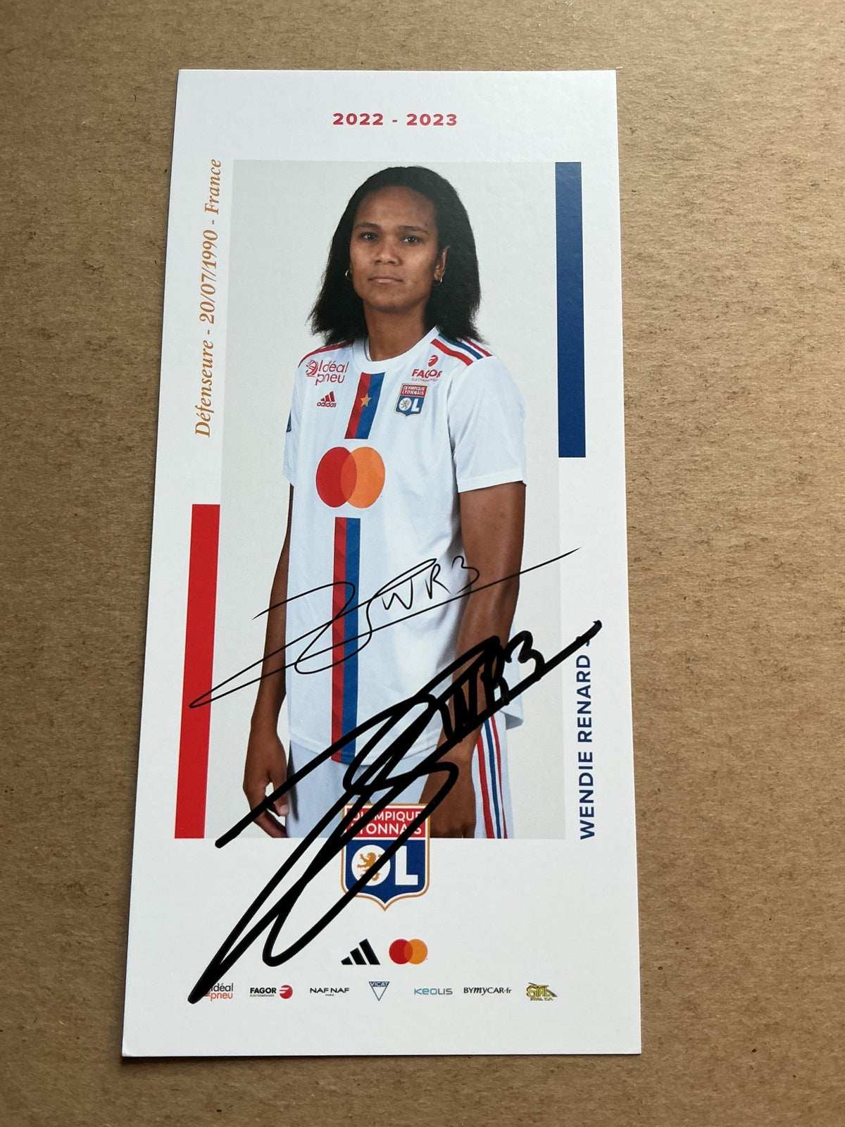 Wendie Renard, France 🇫🇷 Olympique Lyon 2022/23 hand signed - Autographs-World