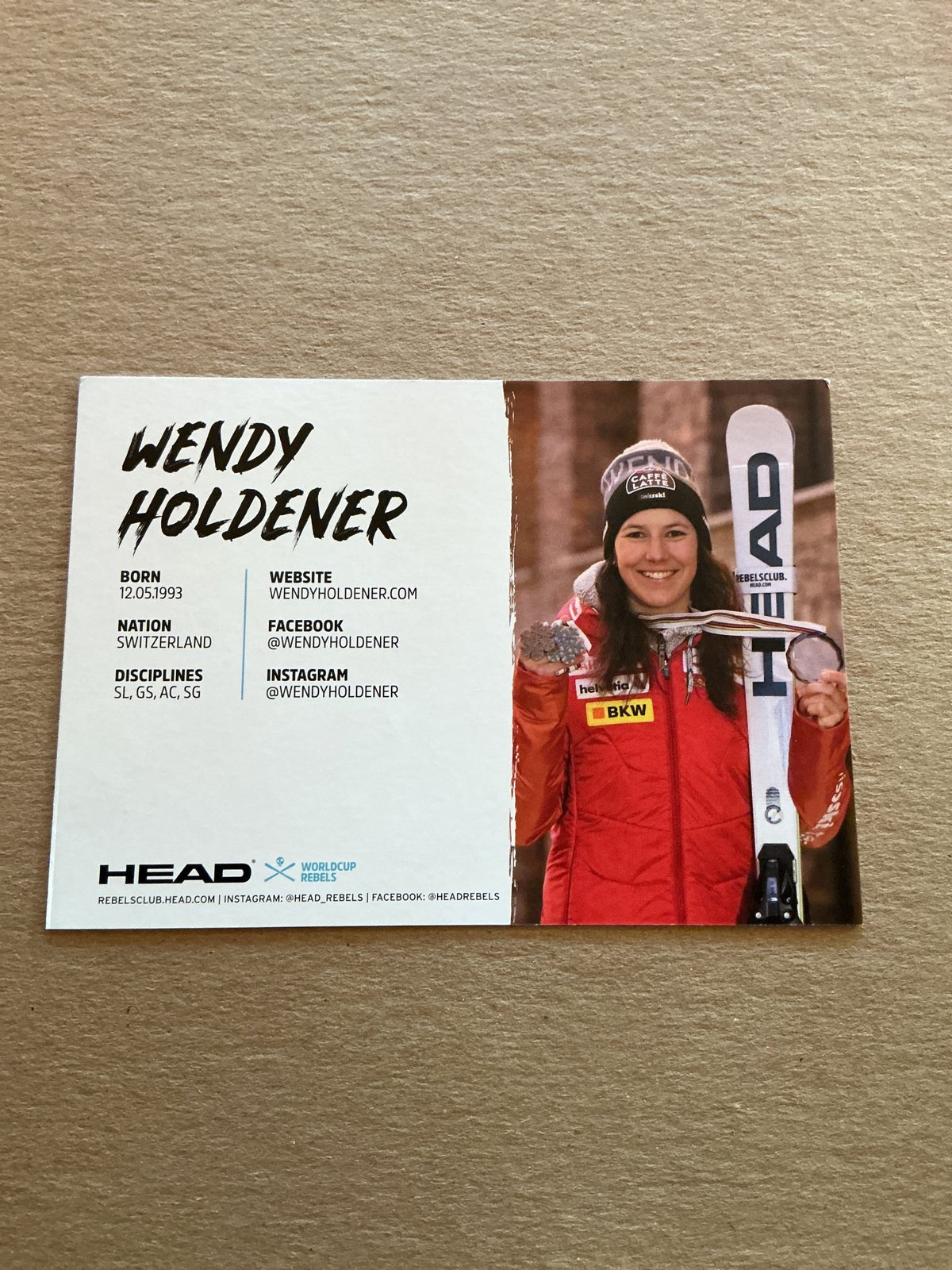 Wendy Holdener, Switzerland 🇨🇭 Alpine 2023/24 hand signed - Autographs-World