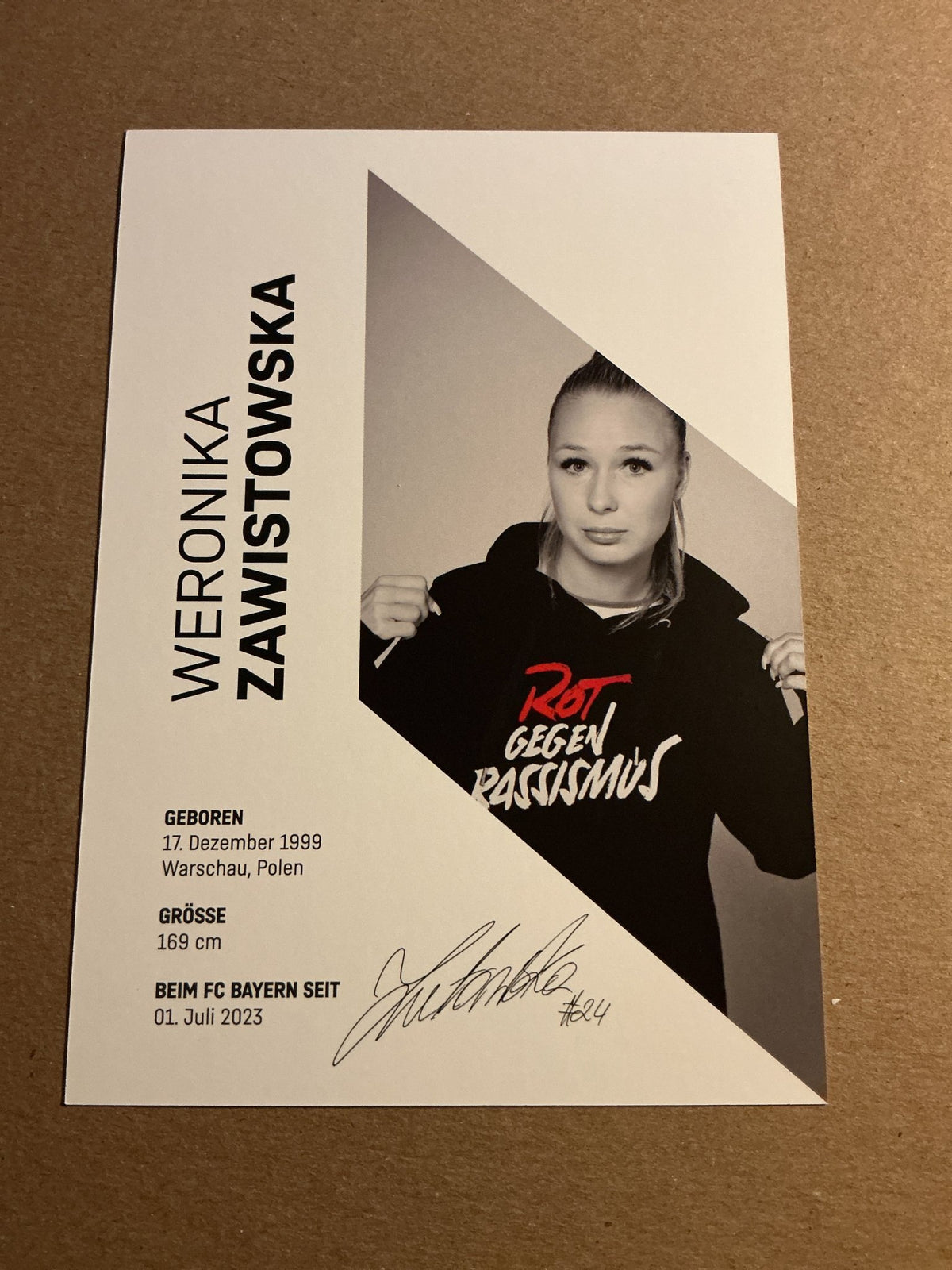 Weronika Zawistowska, Poland 🇵🇱 FC Bayern München 2023/24 hand signed - Autographs-World
