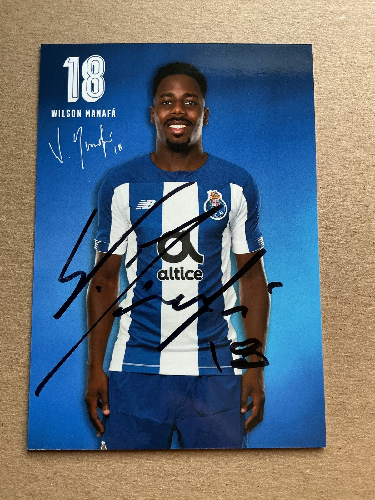 Wilson Manafá, Portugal 🇵🇹 FC Porto 2019/20 hand signed - Autographs-World