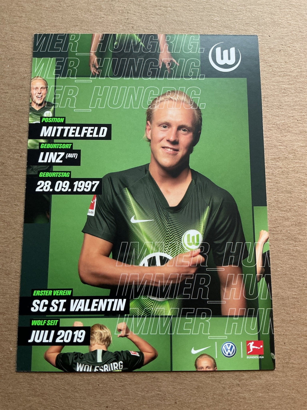 Xaver Schlager, Switzerland 🇨🇭 VfL Wolfsburg 2019/20 hand signed - Autographs-World