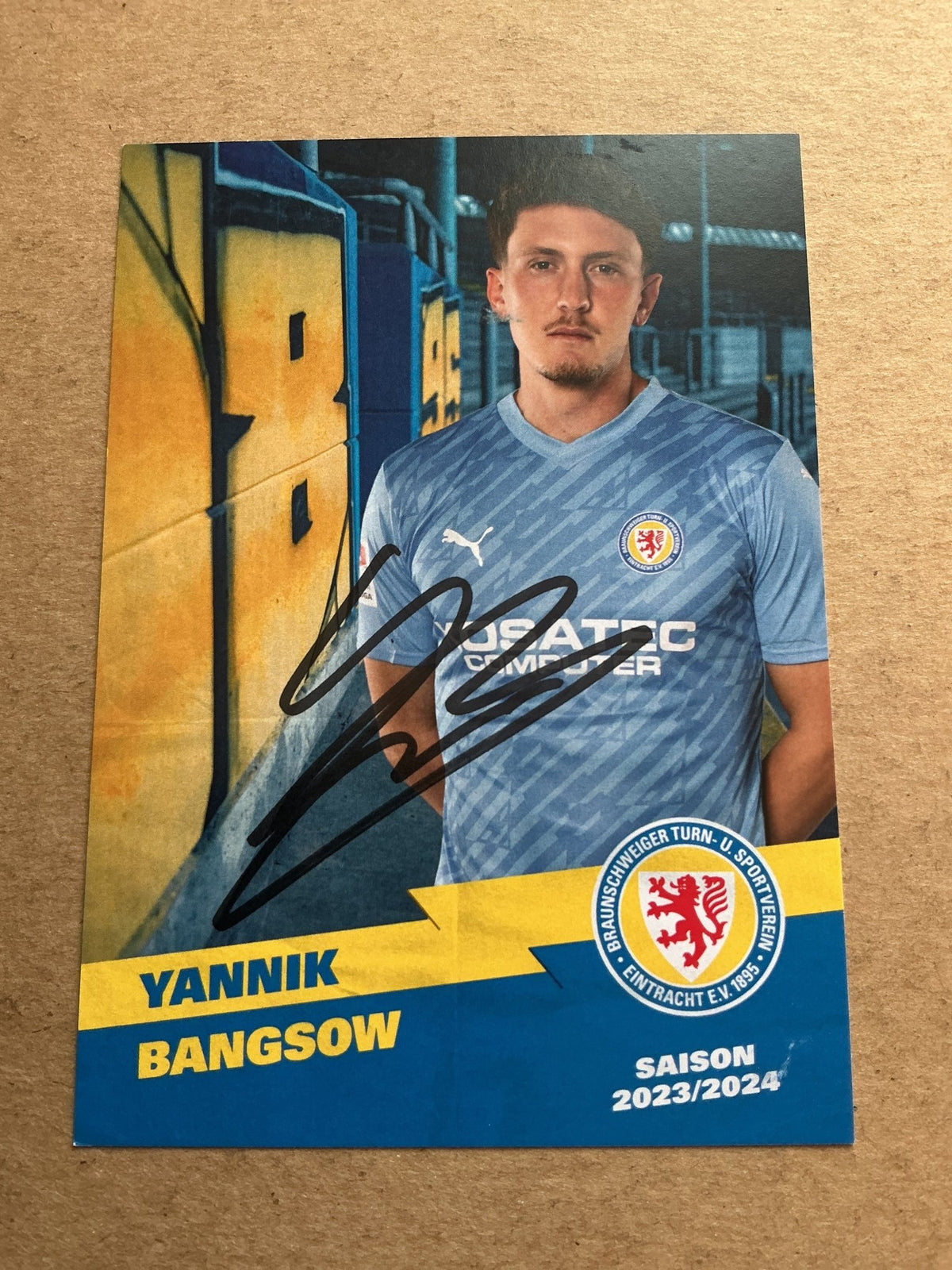 Yannick Bangsow, Germany 🇩🇪 Eintracht Braunschweig 2023/24 hand signed - Autographs-World