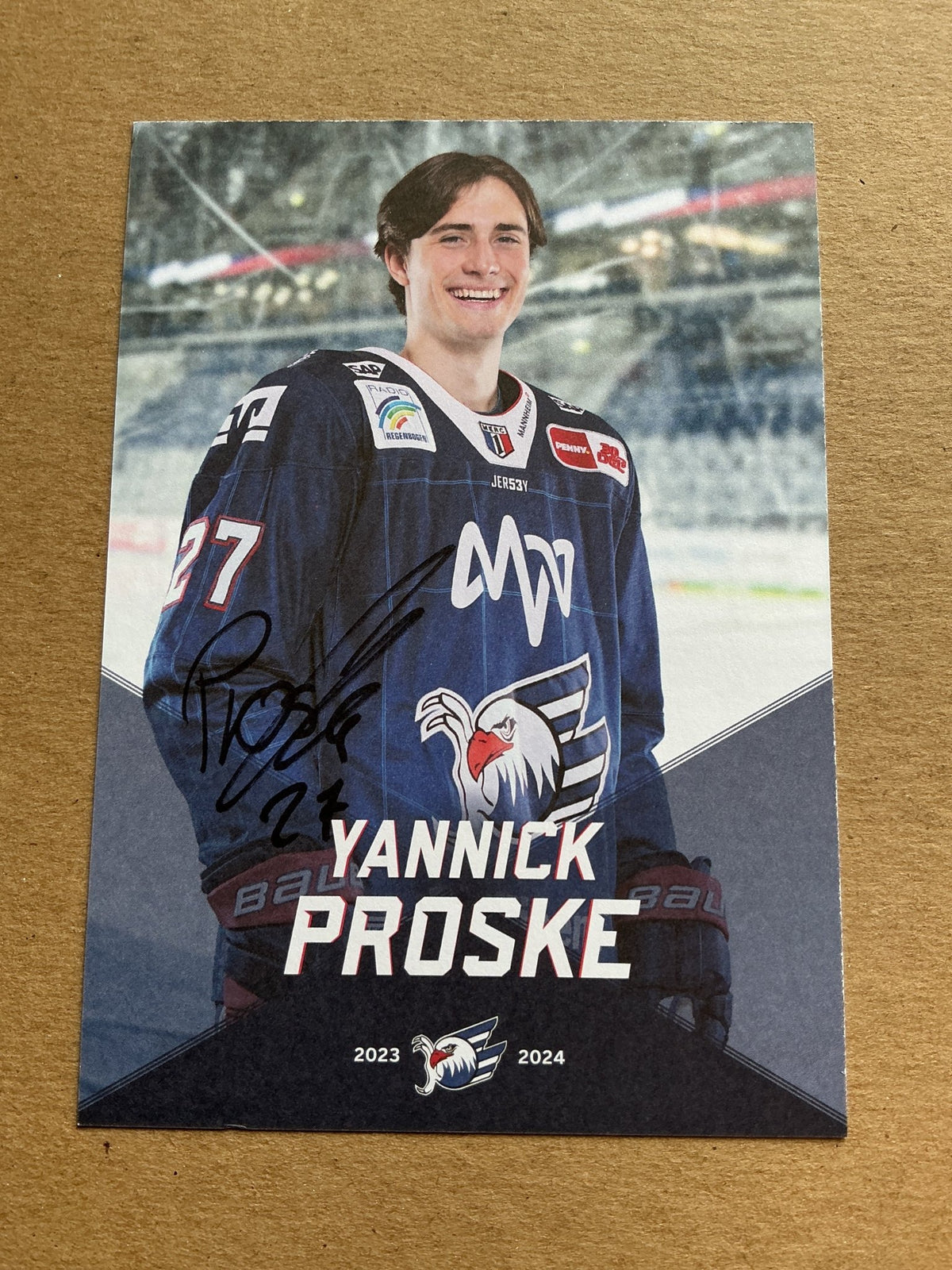 Yannick Proske, Germany 🇩🇪 Adler Mannheim 2023/24 hand signed - Autographs-World