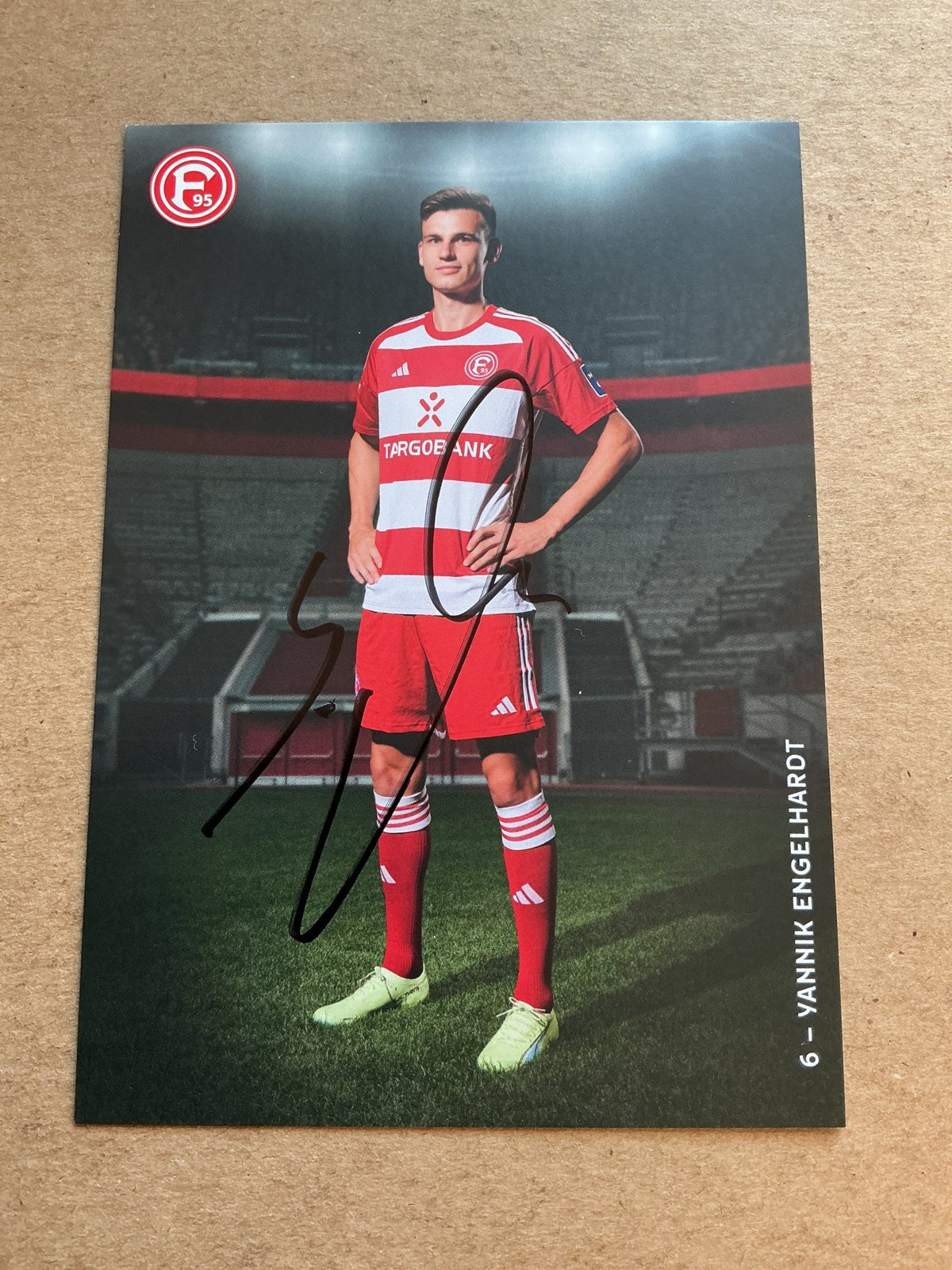 Yannik Engelhardt, Germany 🇩🇪 Fortuna Düsseldorf 2023/24 hand signed - Autographs-World