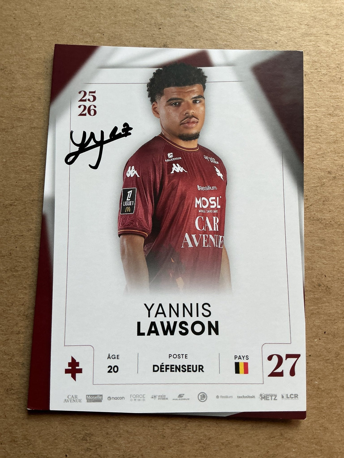 Yannis Lawson, Belgium 🇧🇪 FC Metz 2025/26 hand signed - Autographs-World