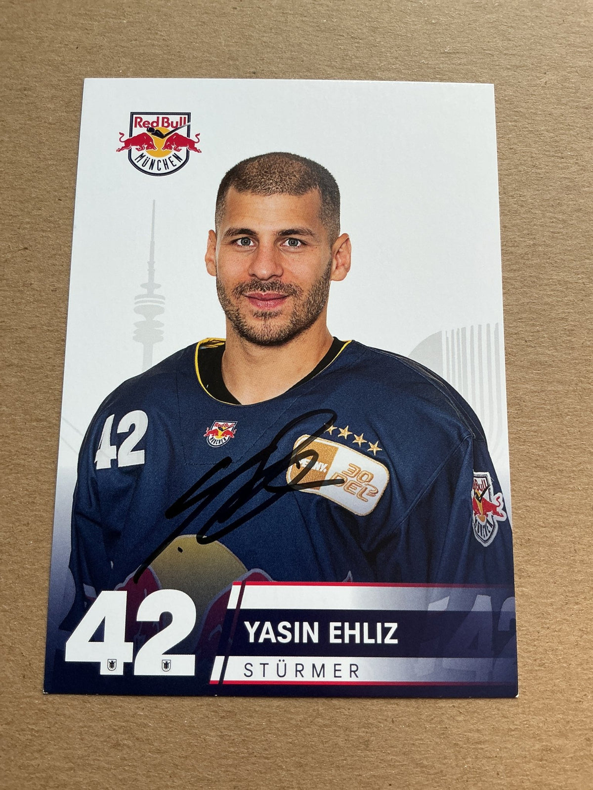 Yasin Ehliz, Germany 🇩🇪 Red Bull München 2023/24 hand signed - Autographs-World