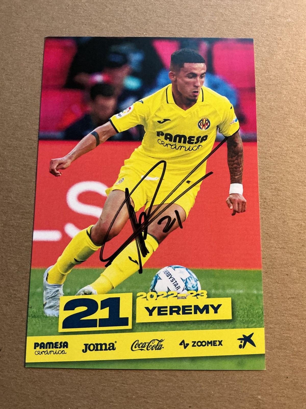 Yeremy Pino, Spain 🇪🇸 Villarreal CF 2022/23 hand signed - Autographs-World