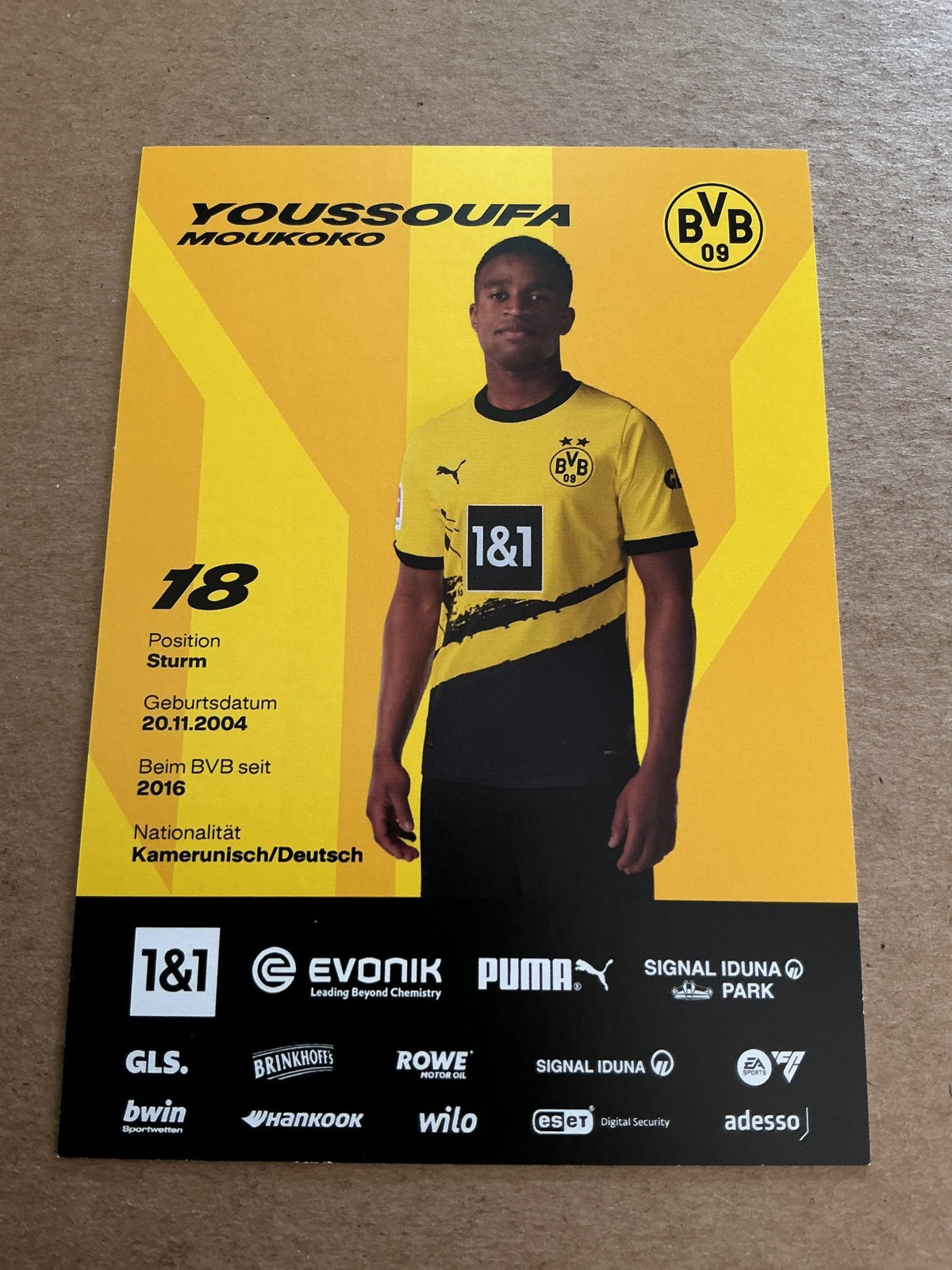 Youssoufa Moukoko, Cameroon 🇨🇲 Borussia Dortmund 2023/24 hand signed - Autographs-World