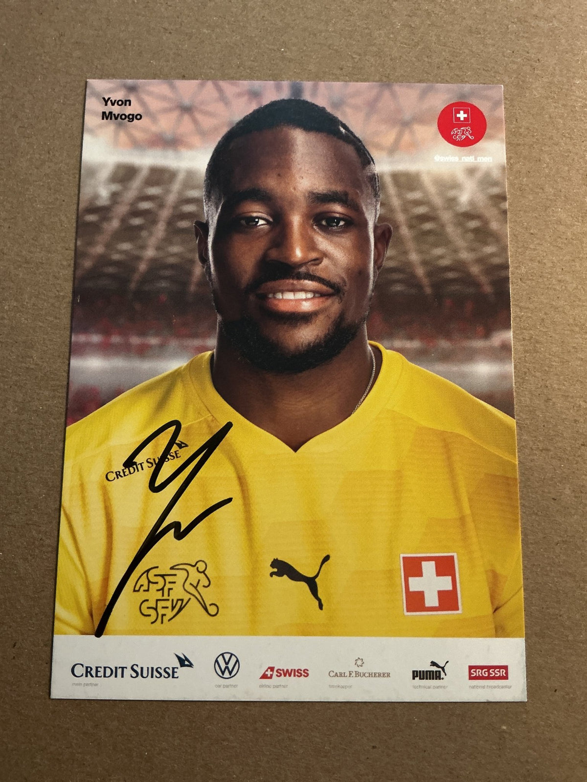 Yvon Mvogo, Switzerland 🇨🇭FIFA World Cup 2022 hand signed - Autographs-World