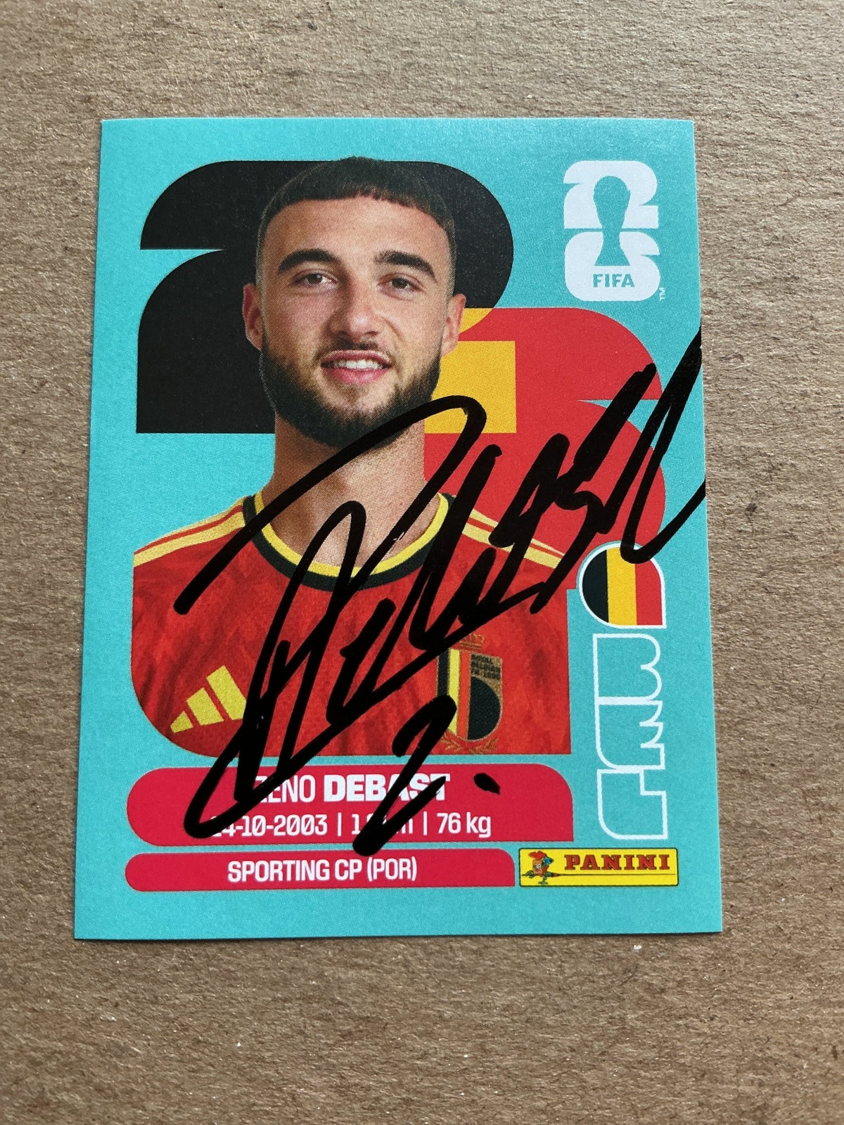Zeno Debast, Belgium 🇧🇪 FIFA World Cup 2026 Panini hand signed - Autographs-World