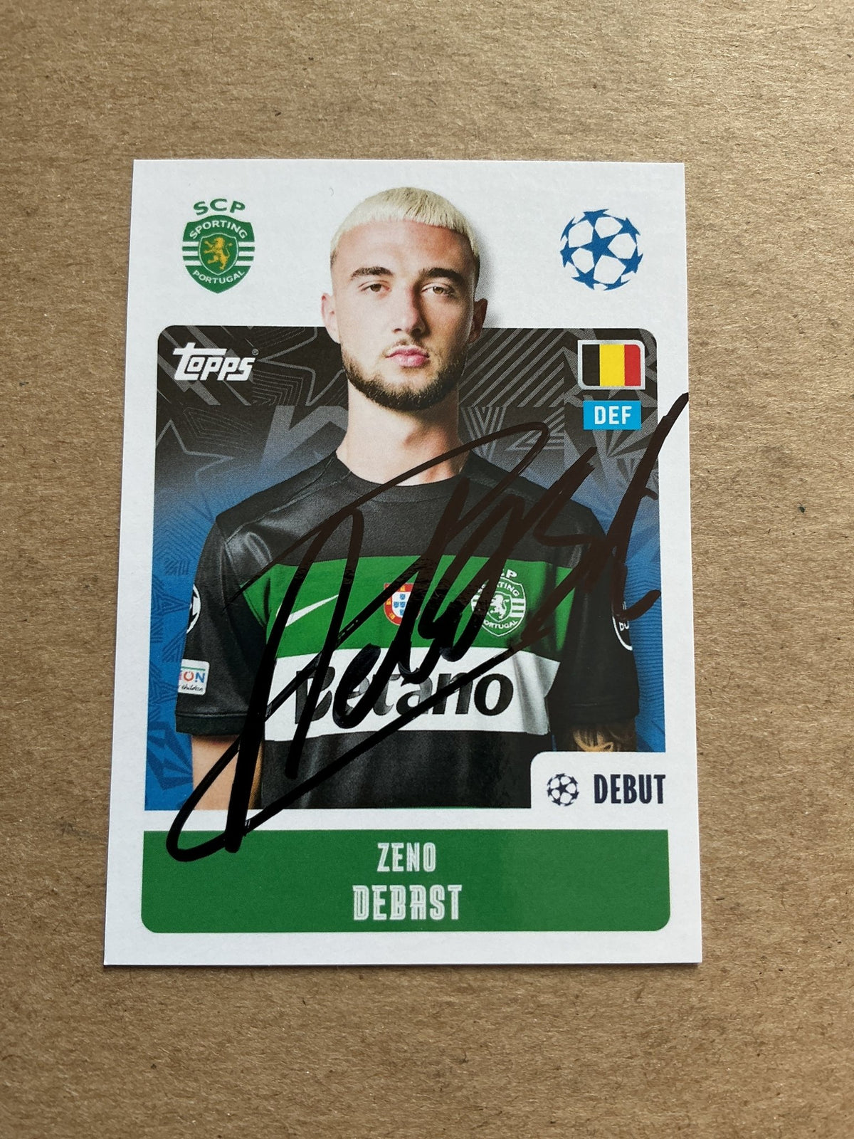 Zeno Debast, Belgium 🇧🇪 Sporting CP 2024/25 Topps hand signed - Autographs-World