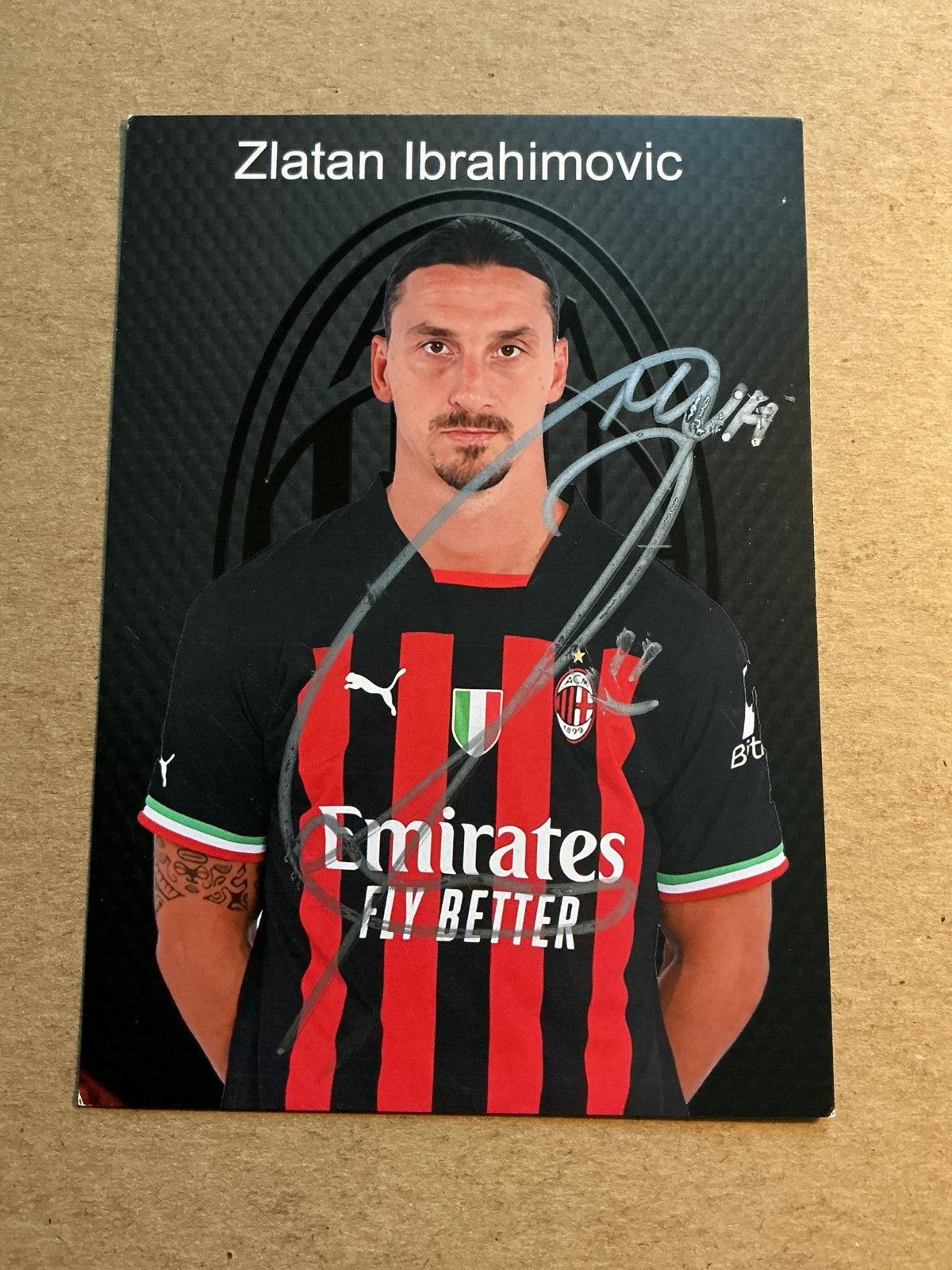 Zlatan Ibrahimovic, Sweden 🇸🇪 AC Milan 2021/22 hand signed - Autographs-World