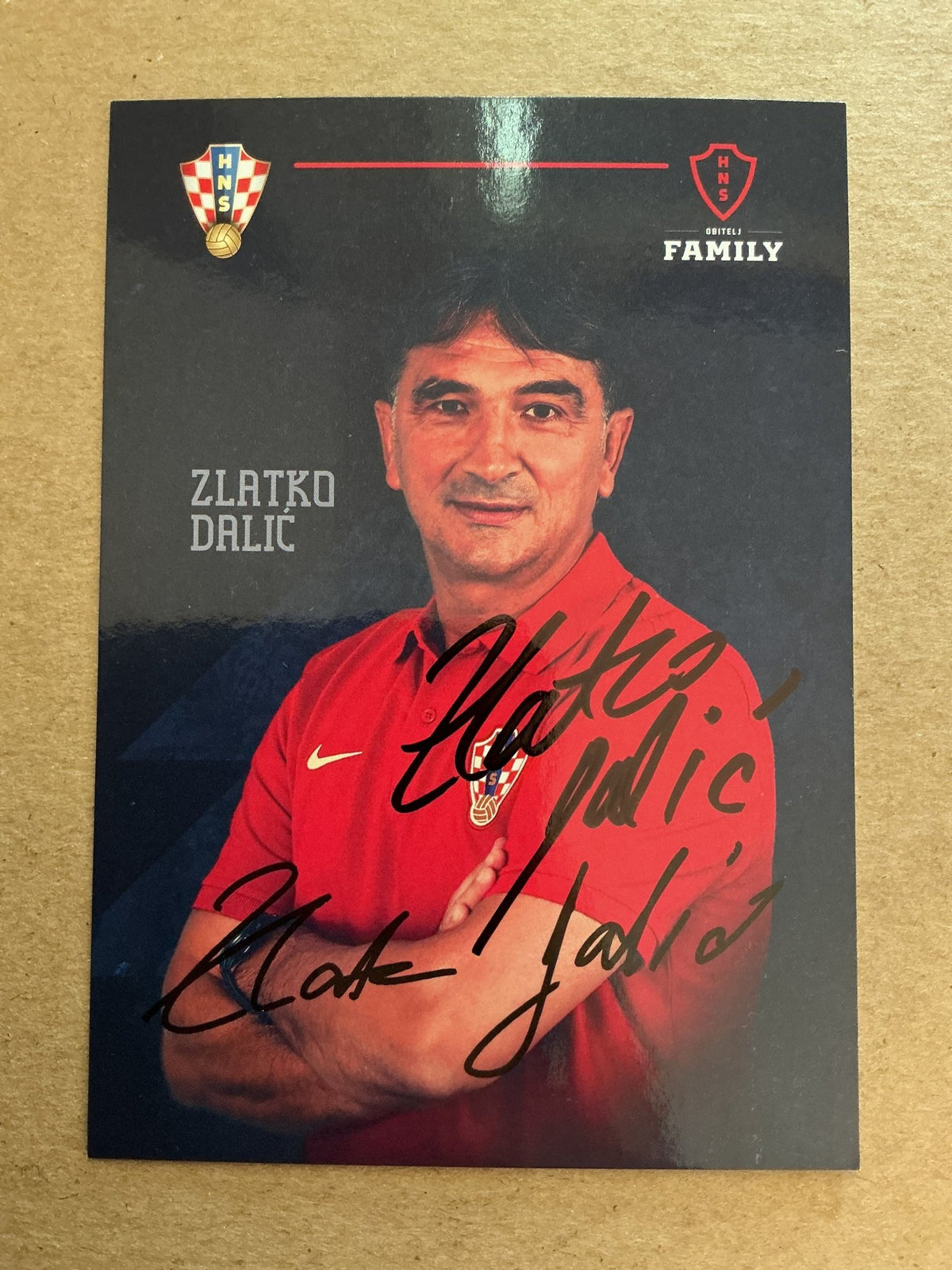 Zlatko Dalic, Croatia 🇭🇷 FIFA World Cup 2022 hand signed - Autographs-World