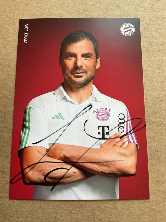 Zsolt Löw, Hungary 🇭🇺 FC Bayern München 2023/24 hand signed - Autographs-World